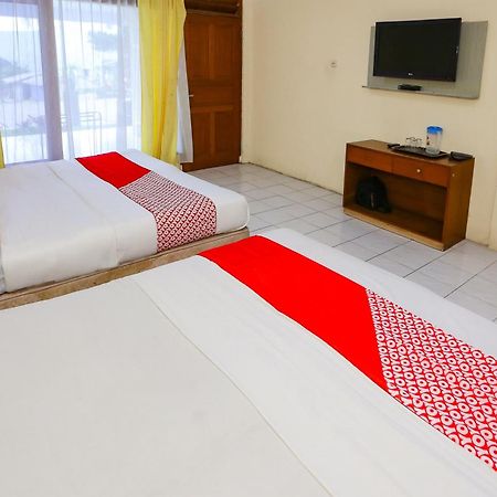 Capital O 93349 Hotel Gondangdia Богор Екстер'єр фото